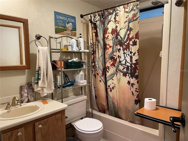 full bathroom with shower / bath combination with curtain, vanity, and toilet