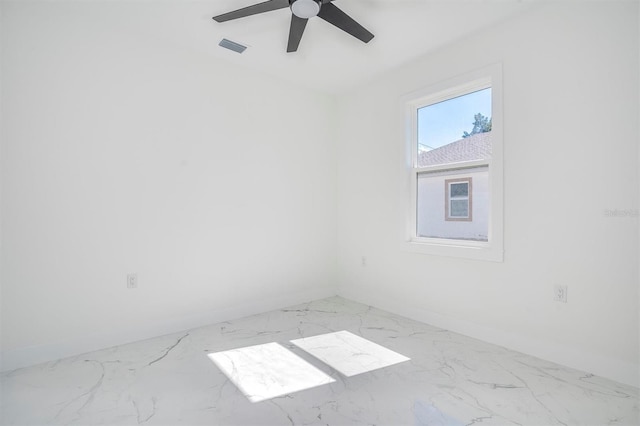 empty room with ceiling fan