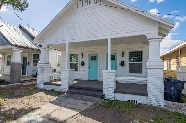 view of front of home with covered porch