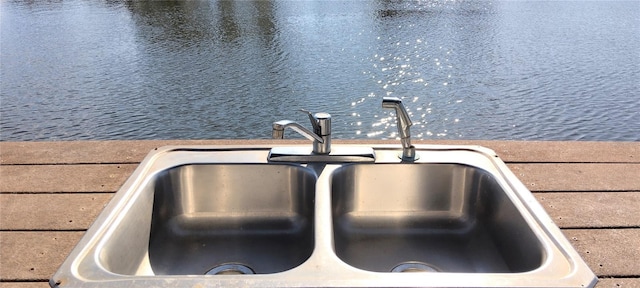 interior details featuring sink