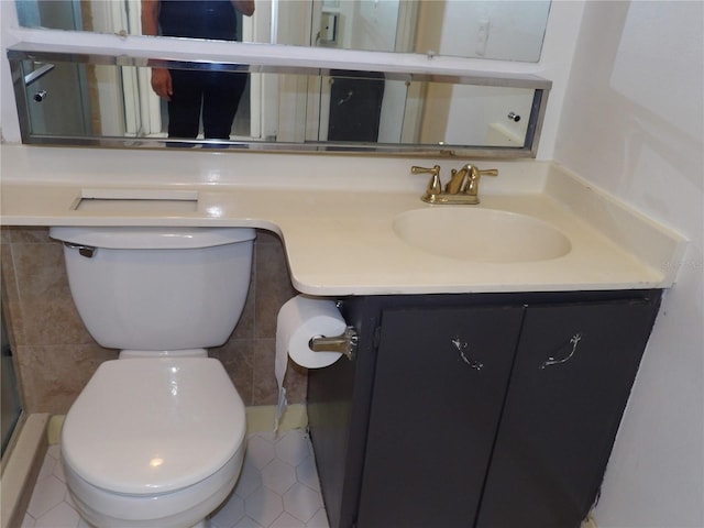 2623 Seville Blvd Unit 111, Clearwater, FL 33764 - bathroom with vanity and toilet