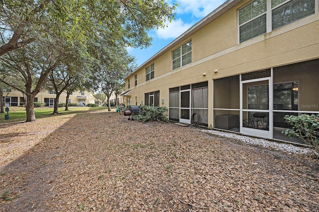 10944 Keys Gate Dr, Riverview, FL 33579 - view of yard with a sunroom