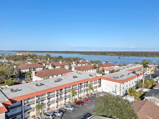 bird's eye view with a water view