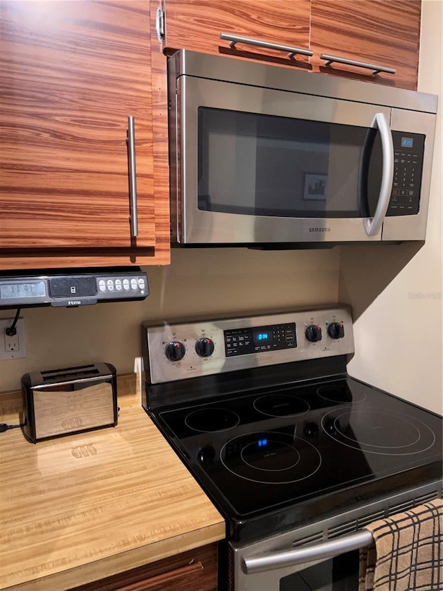 kitchen featuring stainless steel appliances