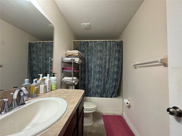 20314 Starfinder Way, Tampa, FL 33647 - full bathroom with shower / tub combo with curtain, vanity, toilet, and a textured ceiling