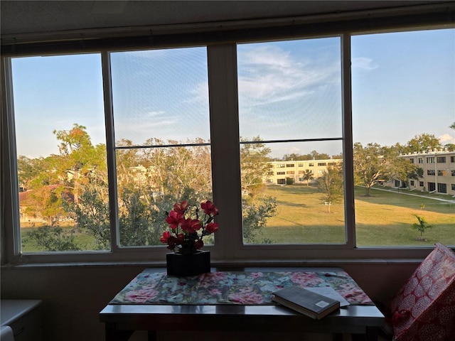 view of sunroom / solarium