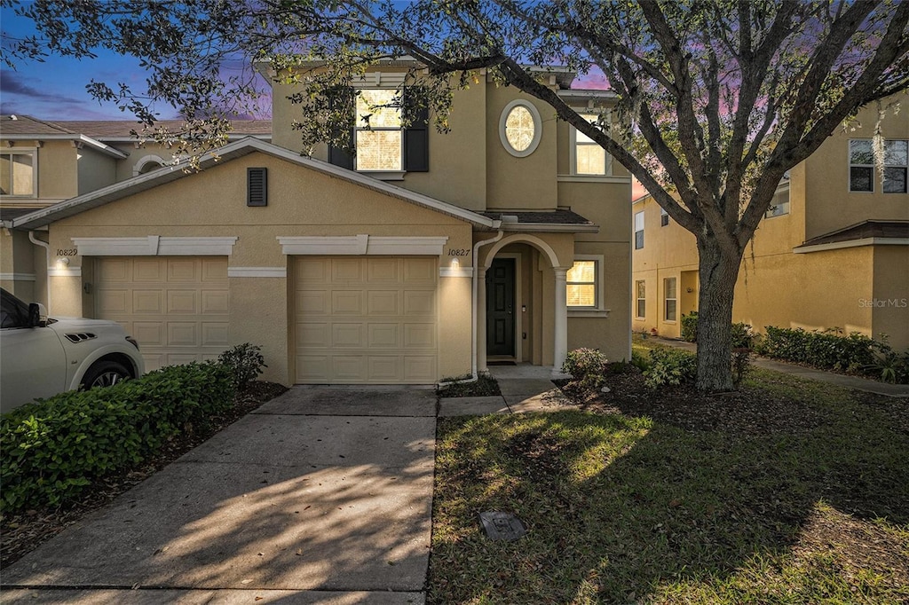 view of front of house featuring a garage