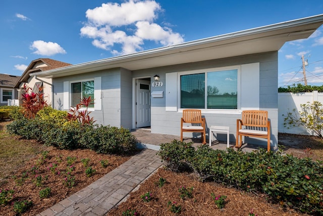 921 57th Ave N, Saint Petersburg, FL 33703 - view of entrance to property