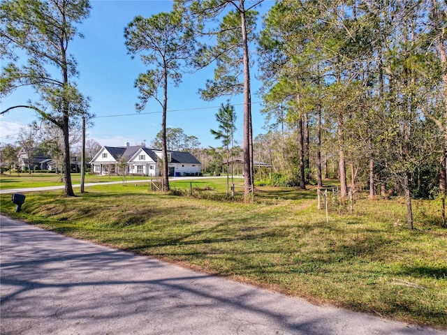 6034 Lakeside Dr, Lutz, FL 33558