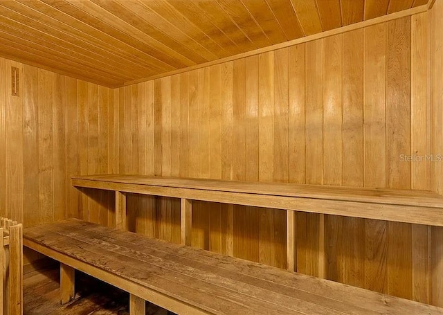 view of sauna / steam room