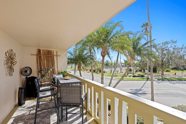 1200 N Shore Dr NE Unit 204, Saint Petersburg, FL 33701 - view of balcony