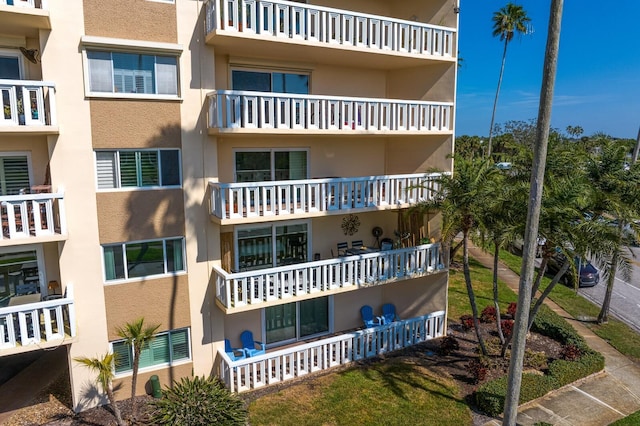 1200 N Shore Dr NE Unit 204, Saint Petersburg, FL 33701 - view of building exterior