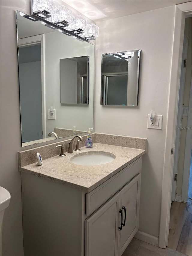 11200 102nd Ave Unit 125, Seminole, FL 33778 - bathroom featuring vanity