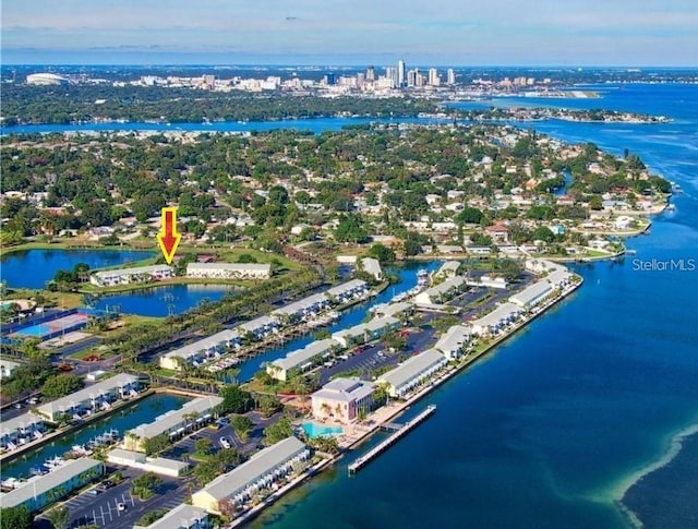 bird's eye view with a water view