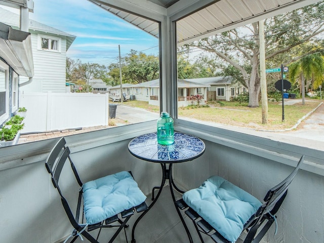 balcony featuring covered porch