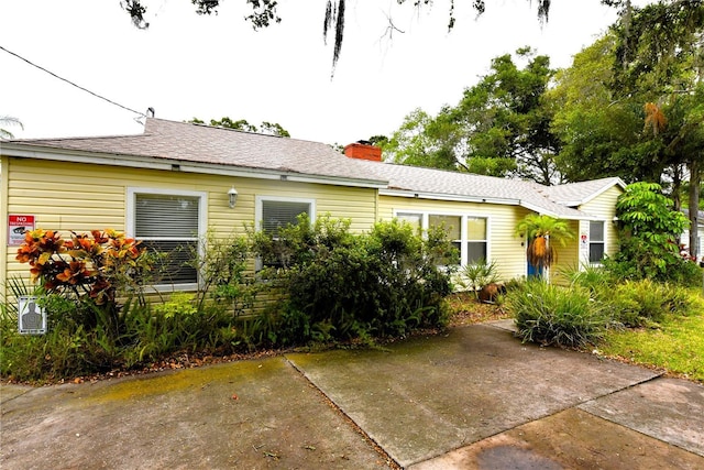 view of front of property with a patio area