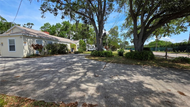 1372 Palmetto St, Clearwater, FL 33755 - view of side of home