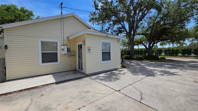 1372 Palmetto St, Clearwater, FL 33755 - exterior space with a patio area