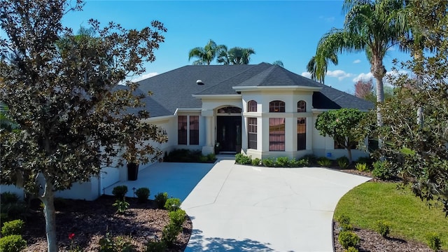 view of front of home with a front yard