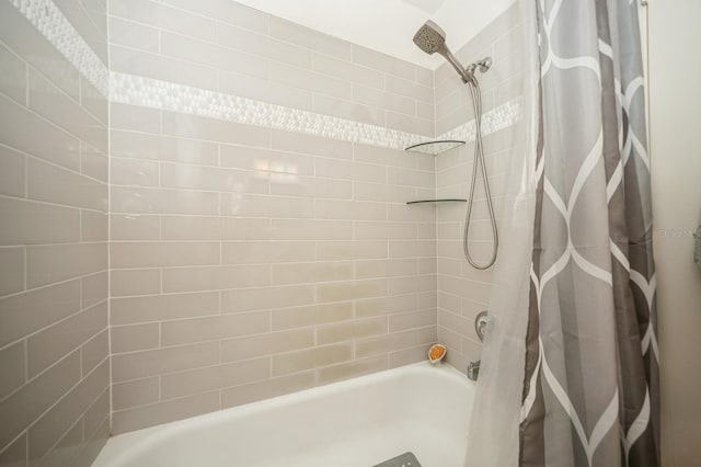 full bathroom featuring shower / tub combo