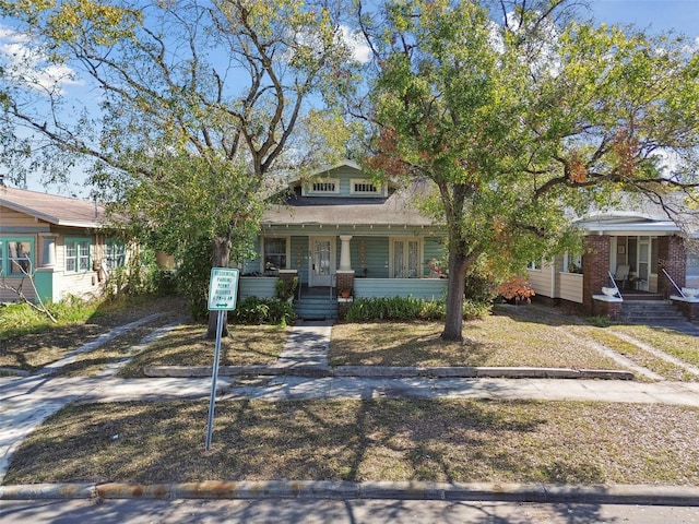 view of front facade featuring covered porch