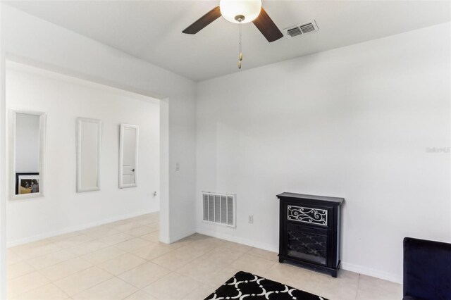 4323 Trotters Way, Lakeland, FL 33801 - tiled spare room with ceiling fan