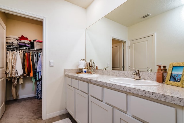 bathroom with vanity