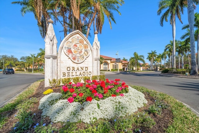 view of community / neighborhood sign