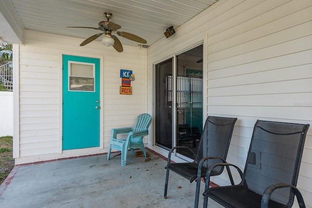 view of patio with ceiling fan