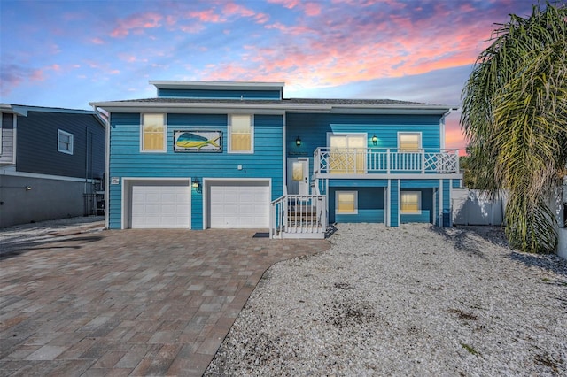 view of front of house featuring a garage