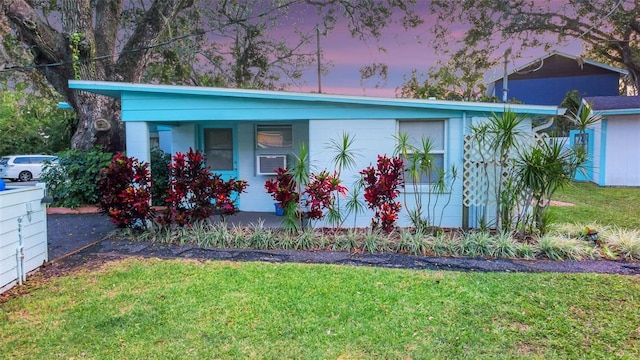 10501 Bridgewood Dr, Riverview, FL 33578 - view of front facade with a lawn