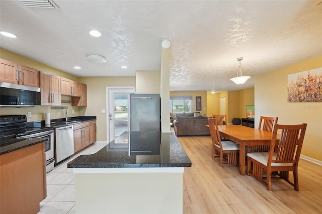 334 Club Manor Dr, Sun City Center, FL 33573 - photo 16
