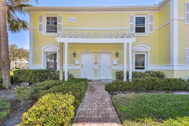 view of front of home with stucco siding