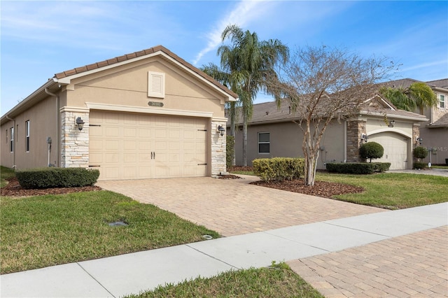 ranch-style house with a front lawn