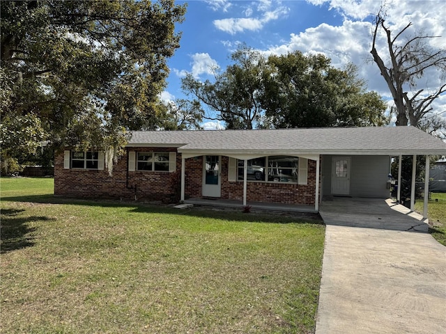 single story home featuring a front yard and a carport