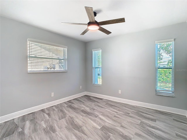 empty room with ceiling fan