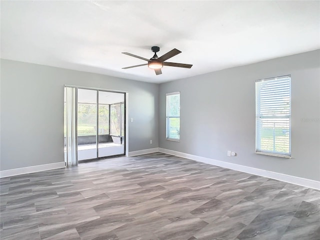 empty room with ceiling fan