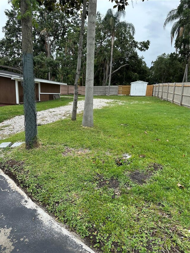 2102 W Ivy St, Tampa, FL 33607 - photo 34