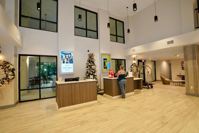 15695 Grove Resort Ave Unit 4303, Winter Garden, FL 34787 - reception area with a towering ceiling