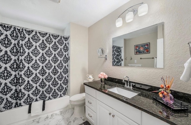 full bathroom featuring vanity, shower / tub combo with curtain, and toilet