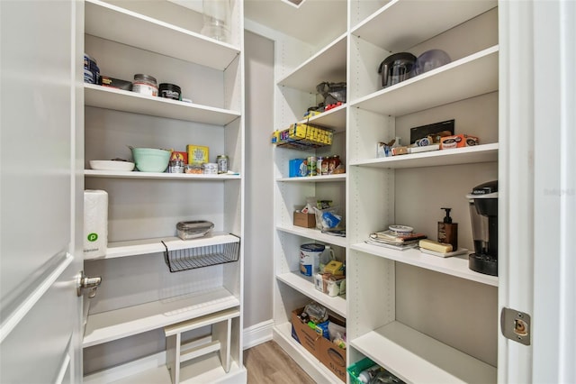 18 Franklin Ct S Unit D, Saint Petersburg, FL 33711 - view of pantry