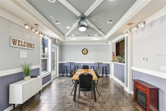 4221 W Spruce St Unit 1414, Tampa, FL 33607 - dining room featuring crown molding, a raised ceiling, and ceiling fan