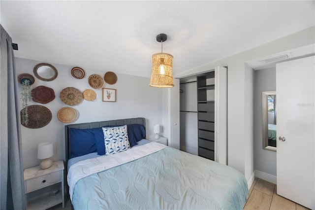 9169 Robin Rd, Seminole, FL 33777 - bedroom with a closet