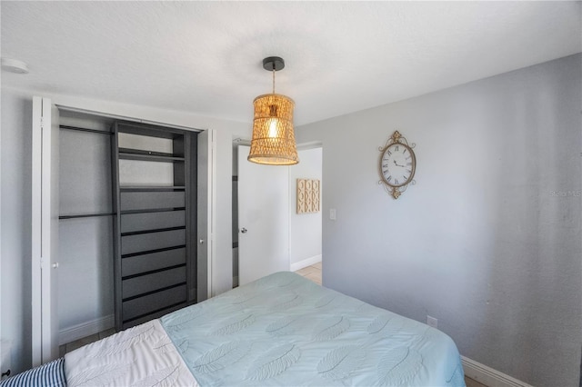 9169 Robin Rd, Seminole, FL 33777 - bedroom with a closet