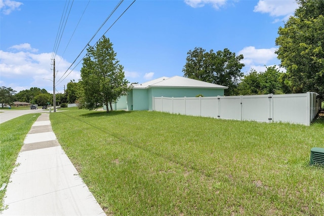 view of yard with fence