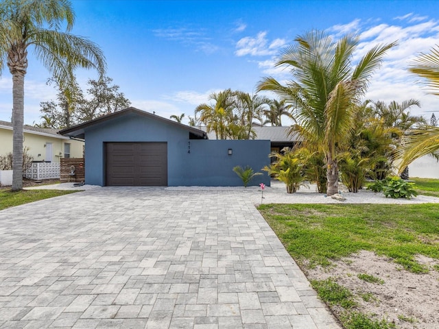 view of front of house featuring a garage