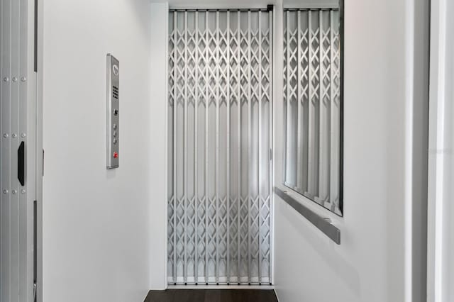 5004 S The Riviera, Tampa, FL 33609 - elevator featuring a gate