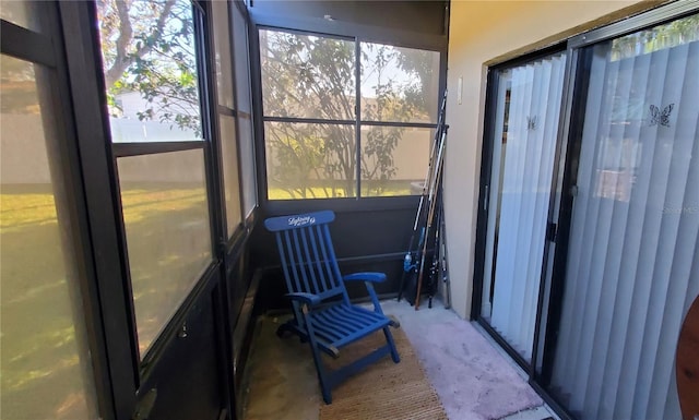 view of sunroom / solarium