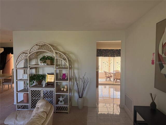 14132 89th Ave, Seminole, FL 33776 - interior space with tile patterned flooring, visible vents, and baseboards