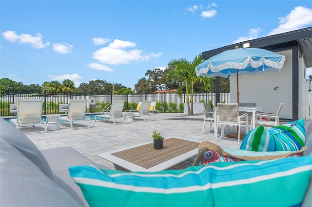 6207 64th Way N, Pinellas Park, FL 33781 - view of patio / terrace with outdoor dining area